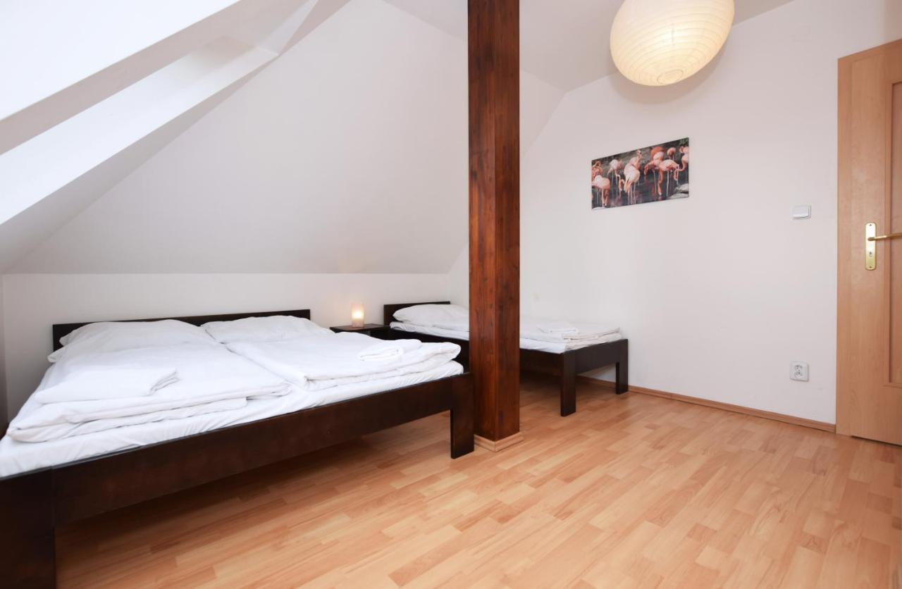 Flamingo Apartments Prag Exterior foto